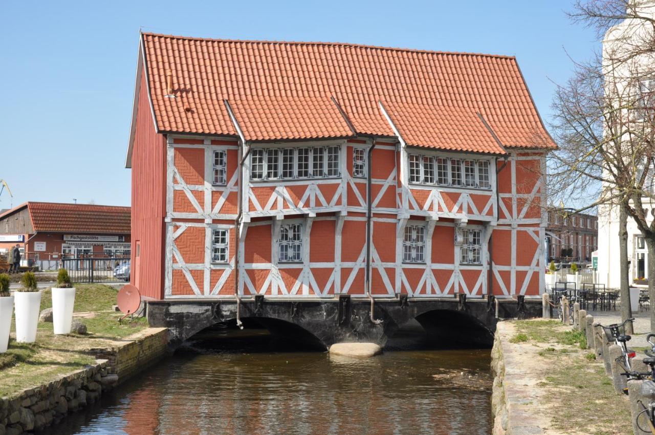 Emilias Hues, Reethaus In Der Bucht Von Wismar Zierow Ngoại thất bức ảnh
